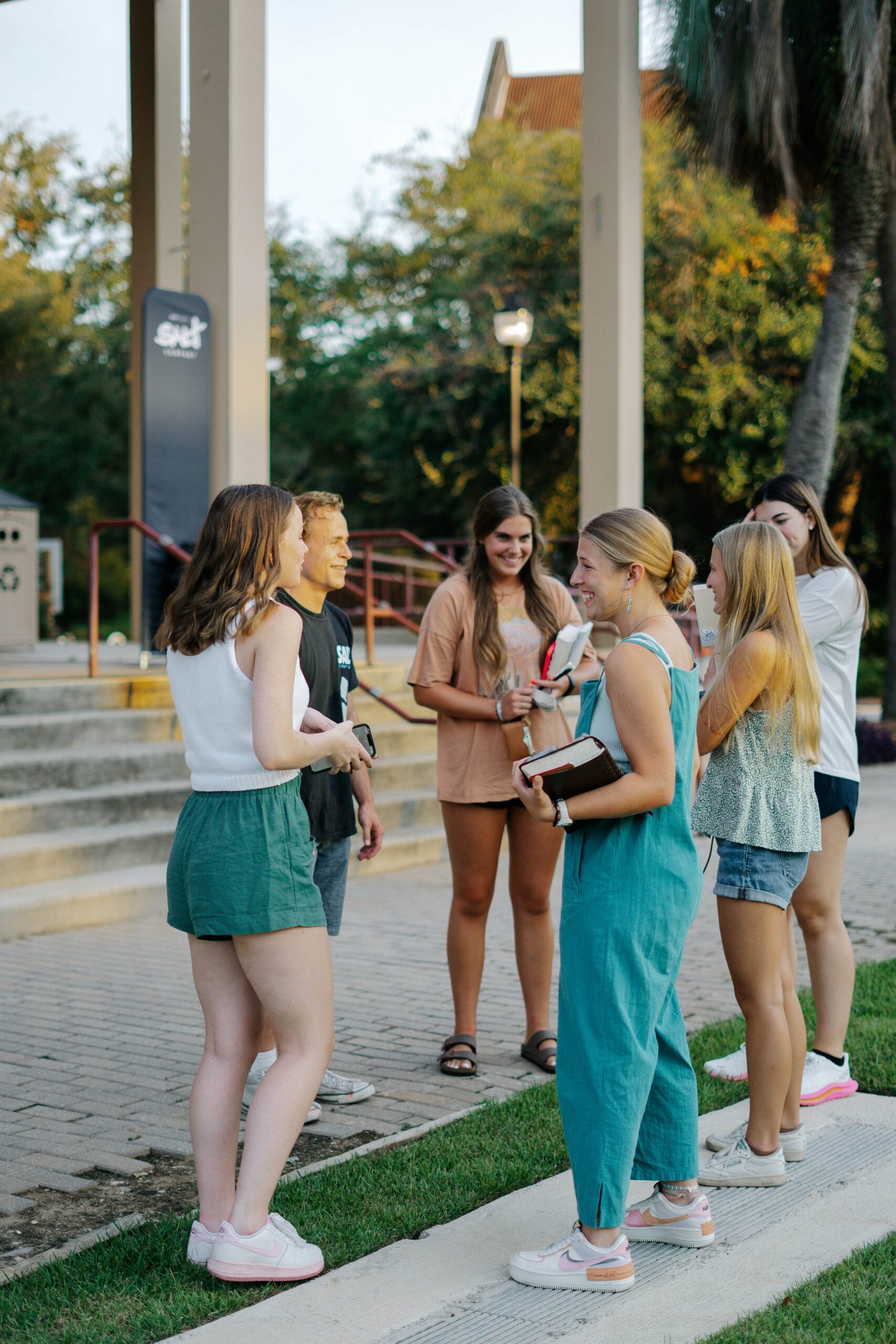 8d6742c92acaaac190f53ae5cf94044817d6cdfb